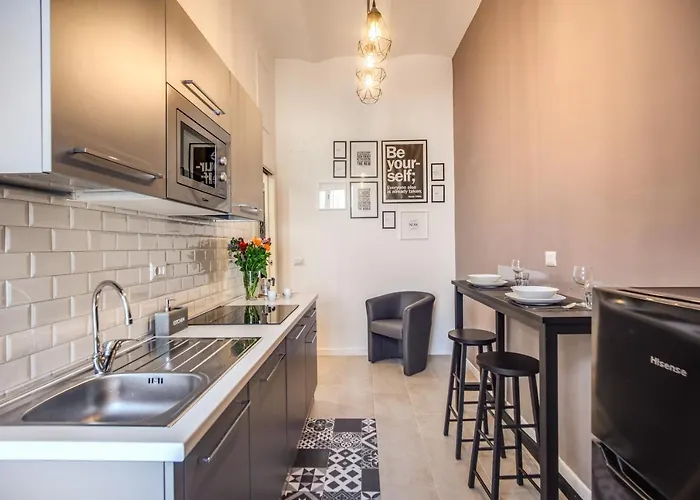 Newly Renovated By The Vatican Appartement *
